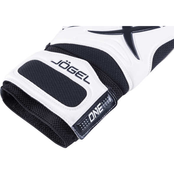 Перчатки вратарские JÖGEL ONE Wizard CL3 Flat