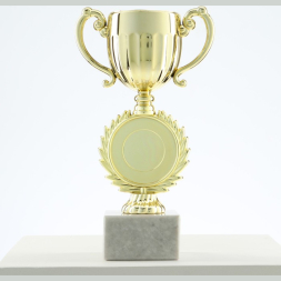 Кубок 186, наградная фигура, золото, подставка камень, 17 х 9,5 х 5 см.