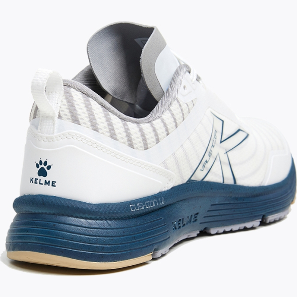 Kelme Кроссовки VALENCIA 46952-220 (40 EUR/ 07 USA)