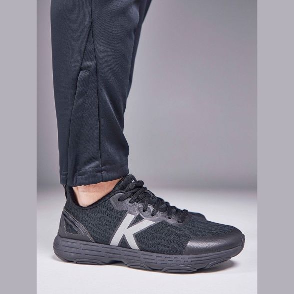 Кроссовки KELME sports shoes