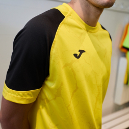 Футболка JOMA CAMISETA MANGA CORTA HISPA V AMARILLO NEGRO